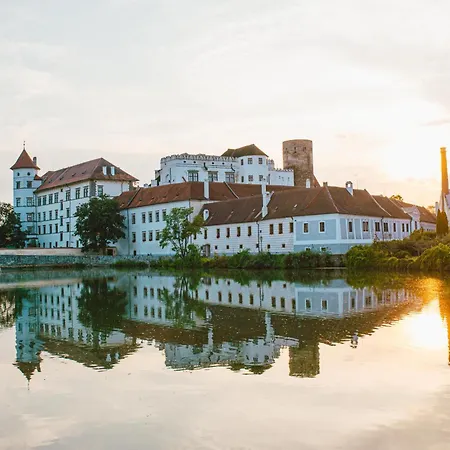 Na Hradbách